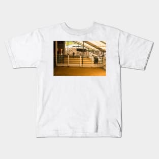 ebs single cow at auction Kids T-Shirt